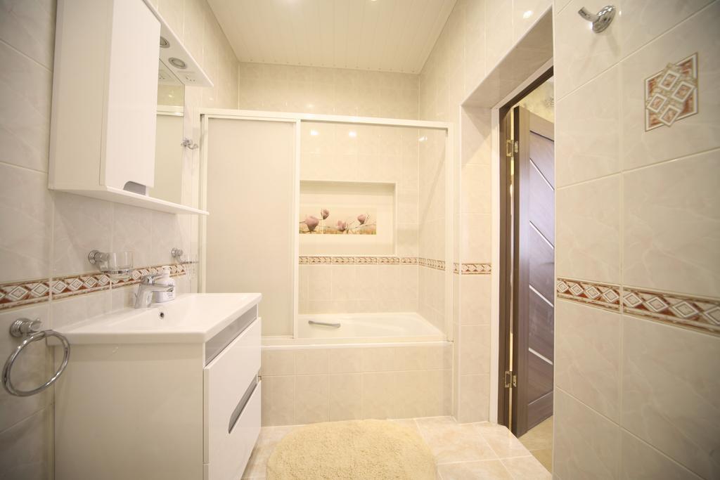 Three Bedroom Apartment Old Town Рига Екстер'єр фото